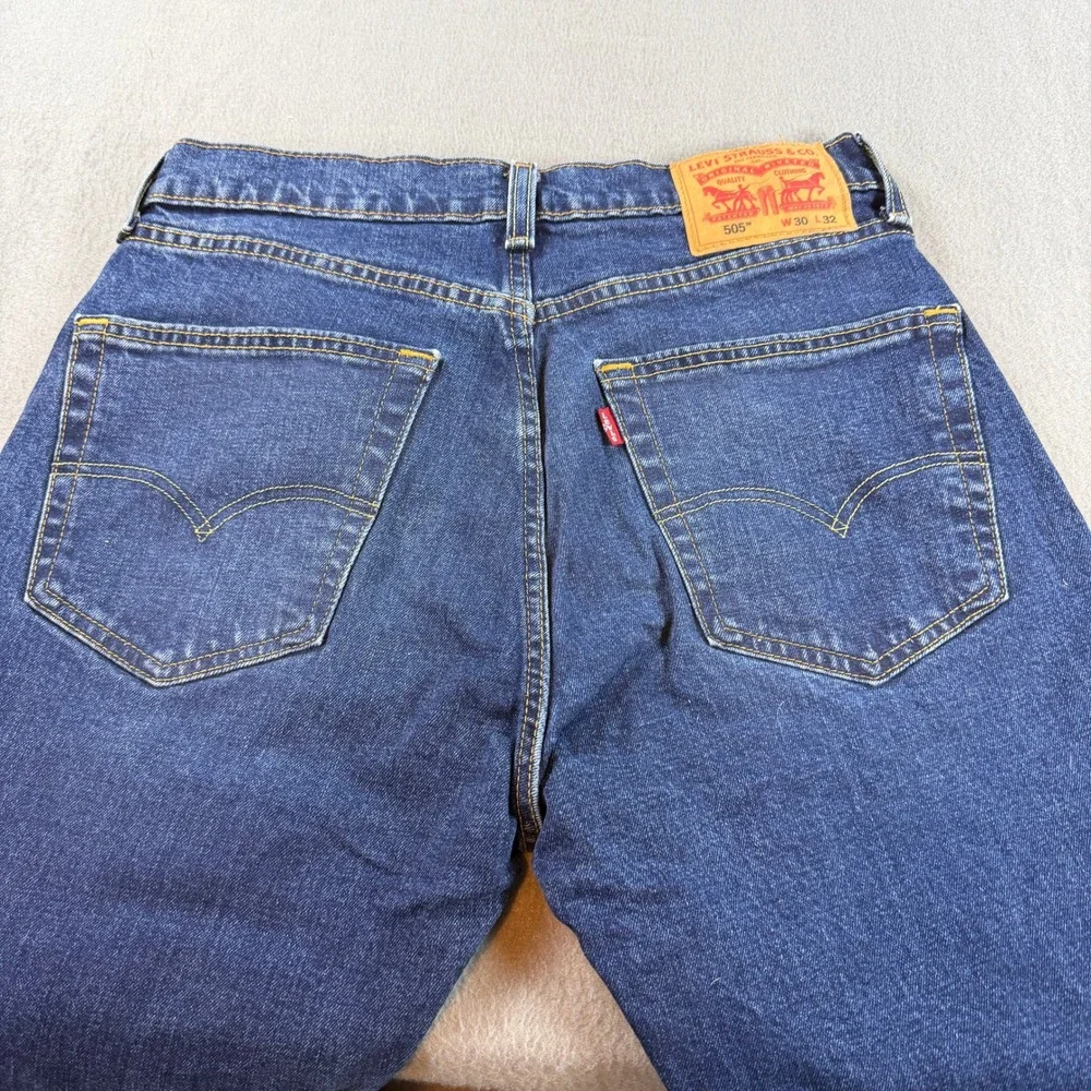 Levis 505 Regular Fit Straight Leg Jeans Mens 30x32 Blue Denim Pants